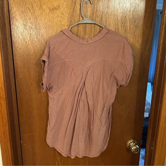 Button-Up Top - Picture 2 of 3